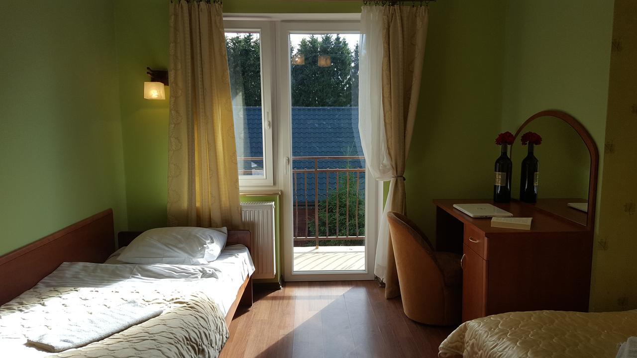 Gosciniec Kukle Bed & Breakfast Exterior photo